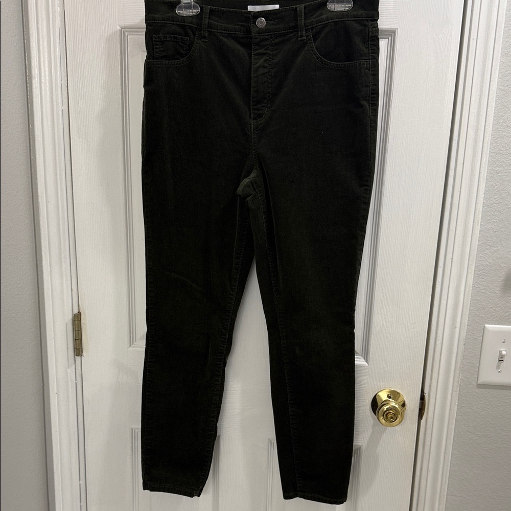 Loft olive green corduroy pants- skinny